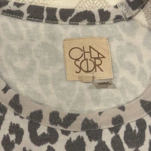 Chaser Women’s Animal Print Open Shoulder Sweatshirt - Picture 2 of 6